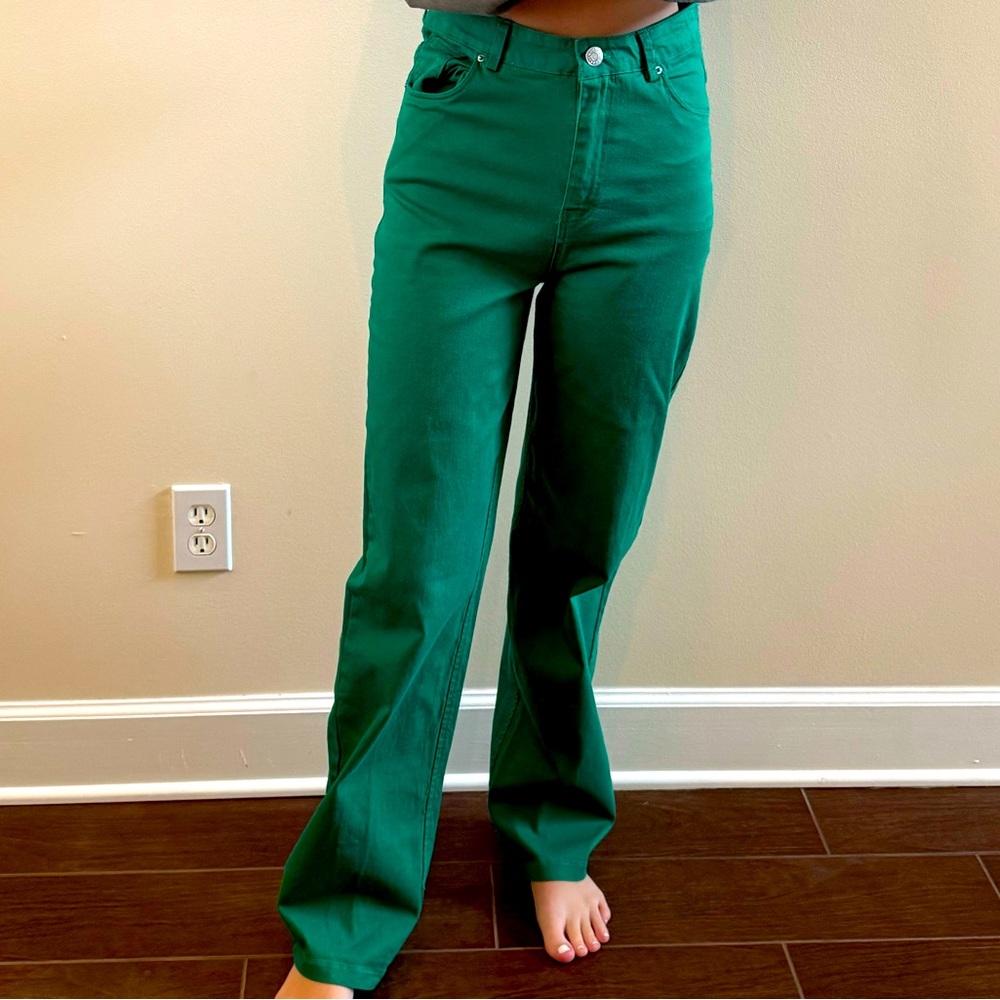 Refuge high waist Kelly green slightly baggy jeans